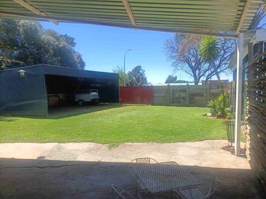 3 Bedroom Property for Sale in Verwoerdpark Northern Cape